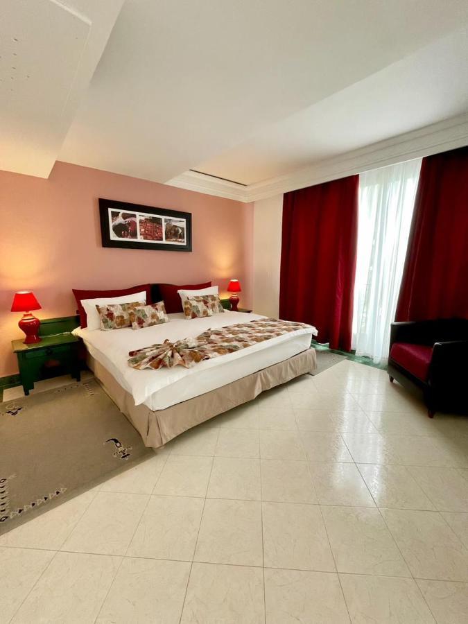Hotel Volubilis Fes Exterior photo
